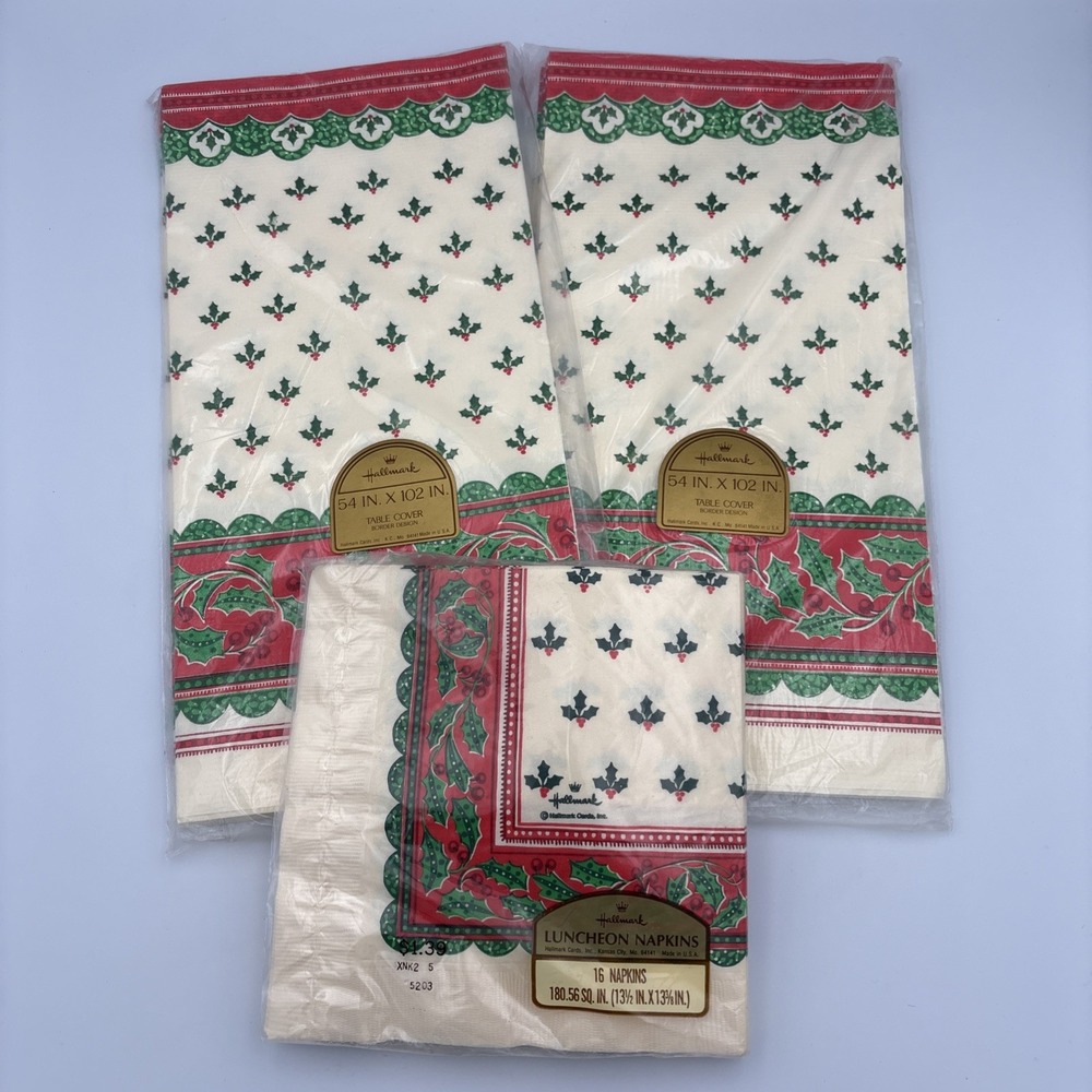 Vintage New Sealed Hallmark Christmas Holly 2 Pk Paper Tablecloths & Napkins